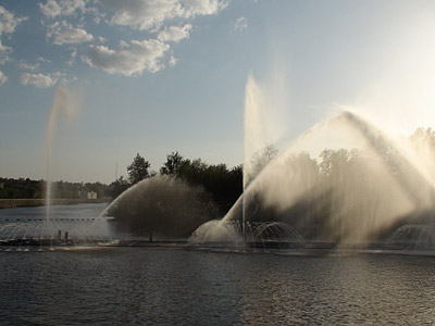 Посмотреть Винницкий фонтан экскурсия, достопримечательности Винница фонтан рошен.